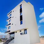 Hotel O Avondale