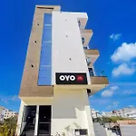 Hotel O Avondale